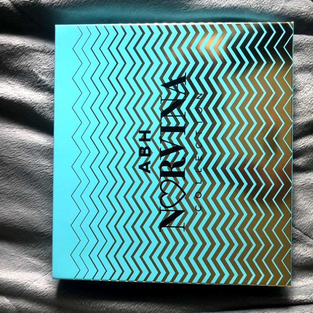 ABH norvina pro pigment palette 2